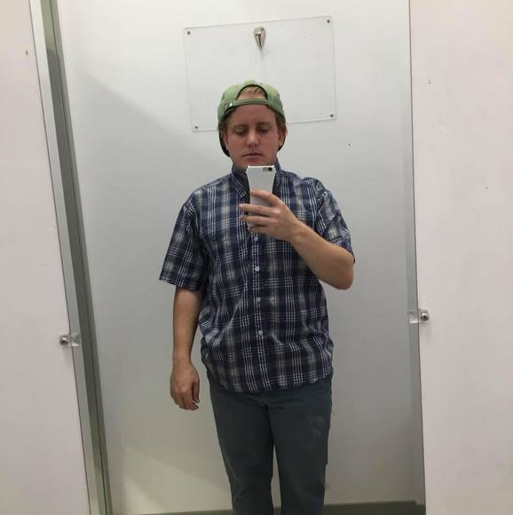 Meet your Posher, Lucas - Picture 1 of 1